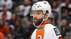 Řezník je zpátky! Gudas při návratu do NHL zase provokoval