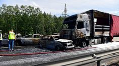 Při hromadné nehodě v Polsku zemřelo 6 lidí! Auta začala hořet