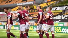 Manchester United pouze remizoval s Leedsem, Burnley nasázelo čtyřku