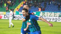 Desátá trefa do černého! Škodův zásah k bodům nevedl, trefil se i Novák