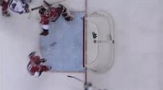 VIDEO: Smolař. Gólman v NHL si dal patičkou vlastní gól