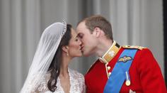 Kate je umělá princezna, pobouřila veřejnost spisovatelka. Souhlasíte?