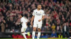Mbappé splnil malému chlapci životní sen. Ten po těžké nemoci zemřel