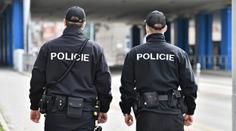 Policisté dopadli hledaného muže: Snažil se ujet na kole