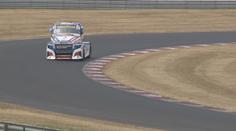 Legendární Emerson Fittipaldi si v Mostě vyzkoušel závodní tahač