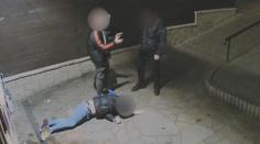 Muž, který zmlátil dva mladíky, skončil ve vazbě. Hrozí mu deset let