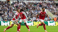 Arsenal využil ztráty Liverpoolu. Šlágr kola rozhodl v nastavení stoper Gabriel