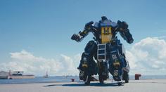 Oblek jako z Transformers. Japonci představili unikát