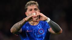 Šlágr proti Chelsea sledoval Kinský z lavičky. Rozhodla branka Fernándeze