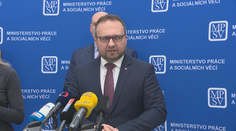 Situace se zlepšuje, tvrdí Jurečka. Vznikly tisíce nových pracovních míst