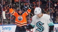 NHL nováček zažil první debakl. Oilers porazili Krakena 6:0