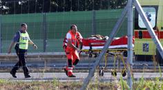 Strašlivé neštěstí na dálnici. Řidič (24) a žena (20) mrtví, dítě (2) těžce zraněné