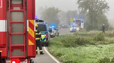 Na Rychnovsku se srazil vlak s osobním autem. Dva lidé zemřeli