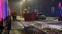Tragédie na železnici. Vlak ve Staré Boleslavi srazil dva lidi, jeden zemřel