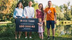 Kadeřábek s manželkou opět pomáhají. Jejich fond přispěl dvěma holčičkám