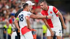 Tvrdá reakce Slavie. Klub uzavírá Tribunu Sever, Chorý vyřazen z kádru