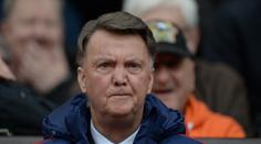 Nechoď do komerčního klubu, varuje van Gaal kolegu před angažmá v United
