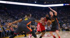 Ani skvělý Harden Golden State nezastavil. Rekord je na spadnutí