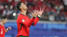 Má tohle zapotřebí? Ronaldo se vysmál Staňkovi, pak dělal ramena na Ševčíka