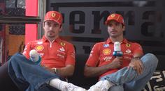 Exkluzivní zpověď jezdců Ferrari: Sainz ujíždí na sladkém, hádka o palivo