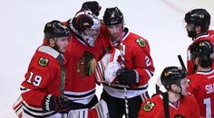 VIDEO: Chicago si smlslo na Los Angeles a je blízko finále NHL