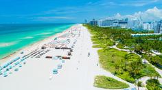 Vrtulník se zřítil těsně vedle šokovaných plavců u pláže v Miami