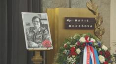 Poslední rozloučení s Marií Benešovou (†76). Měl jsem tě rád, vzkázal jí Zeman