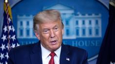 Trump má brzy odejít z nemocnice. "Je mi lépe než před 20 lety," vzkázal