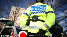 Policie už ví, kdo v Brně napadl strážnice. Skončily v nemocnici