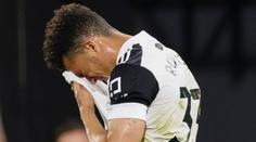 Fulham doplnil trojici sestupujících. Vydra pomohl Burnley k výhře
