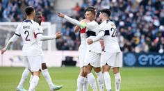 PSG hrálo skoro celý zápas v deseti, přesto bere výhru. Trefil se Mbappé