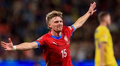 Jednou za čas se facka hodí, říká legenda. Mladí reprezentaci oživili