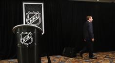 NHL zrušila už polovinu sezony. Začne se vůbec hrát?
