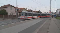 V brněnské MHD nevidomým pomůže atlas. Usnadní jim cestování tramvají
