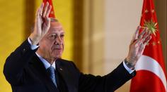 Erdogan bouchl do stolu. Zelenskému řekl, jak musí skončit válka na Ukrajině