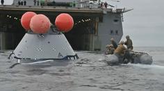 NASA se připravuje na nejtěžší moment mise. Orion se v neděli vrátí na Zemi