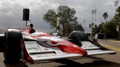 IndyCar v St. Petersburgu: Boj kolo na kolo a nevyzpytatelné počasí