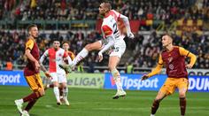 Slavia remizovala na Dukle, Baník rozstřílel Pardubice pěti góly