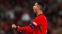 Jako první člověk na světě. Cristiano Ronaldo si užívá další obří milník