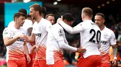 Souček s Coufalem asistovali u výhry West Hamu. Newcastle – Tottenham 6:1