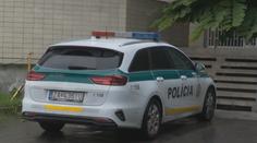 Policisté na Slovensku vyšetřují vraždu novorozence. Tělíčko našli v okapové rouře