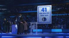Velká pocta pro německou legendu. Dallas vyřadil číslo Dirka Nowitzkiho