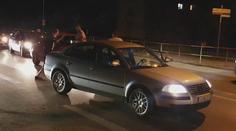 Řidič tvrdí, že ho brutálně napadli. Policie zveřejnila záznam bitky