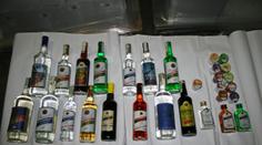Metanolová kauza: 30 mrtvých, 58 obviněných, jedovatý alkohol stále v oběhu