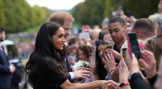 První portrét nejužší královské rodiny. Harry a Meghan mají konečně jasno