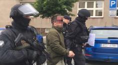 Muž se přiznal k vraždě syna. Rodině poslal mrazivý vzkaz
