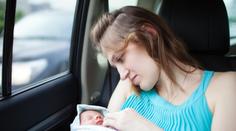 Hledají se andělé! Vzali stopaře, žena porodila na zadním sedadle