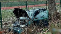 Policii v Banské Bystrici ujížděl řidič. Na chodníku při tom srazil tři lidi
