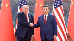 Trump si neví s Putinem rady. Požádal Čínu o pomoc