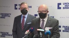 Změny v testování na školách. Fiala s Válkem zmínili i pracovní karanténu